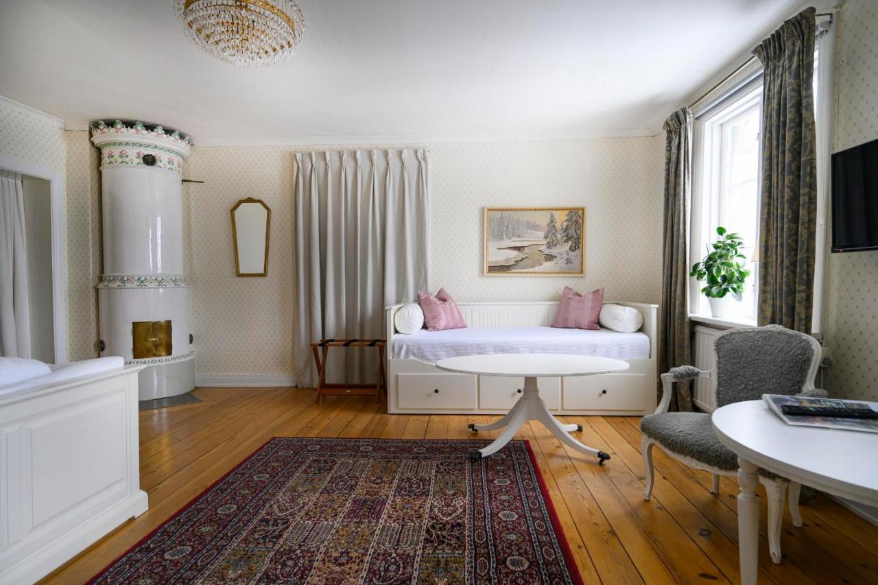 Oelme Praestgard Gaestgiveri Kristinehamn Extérieur photo