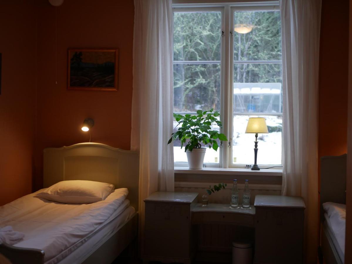 Oelme Praestgard Gaestgiveri Kristinehamn Extérieur photo
