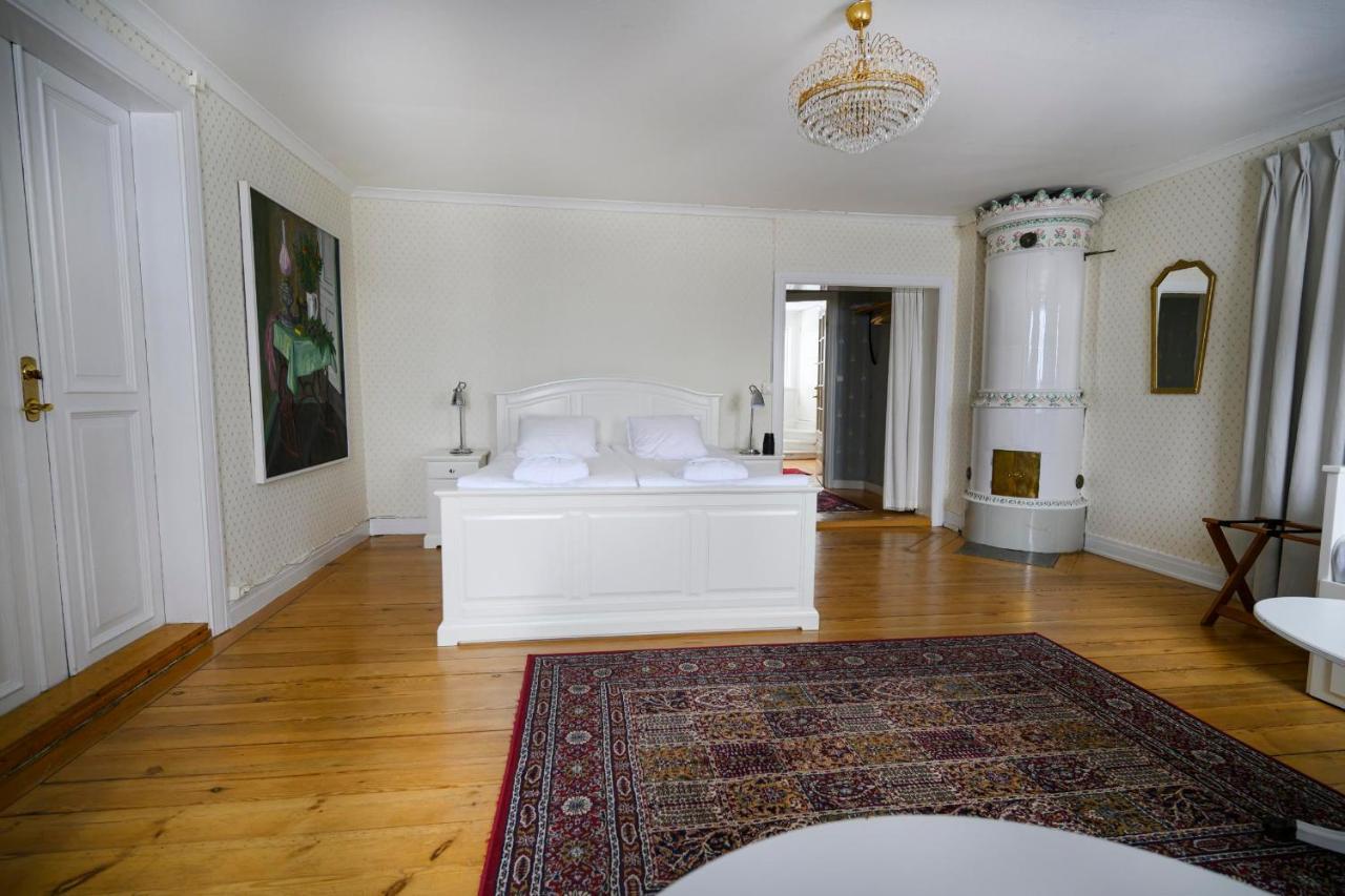 Oelme Praestgard Gaestgiveri Kristinehamn Extérieur photo